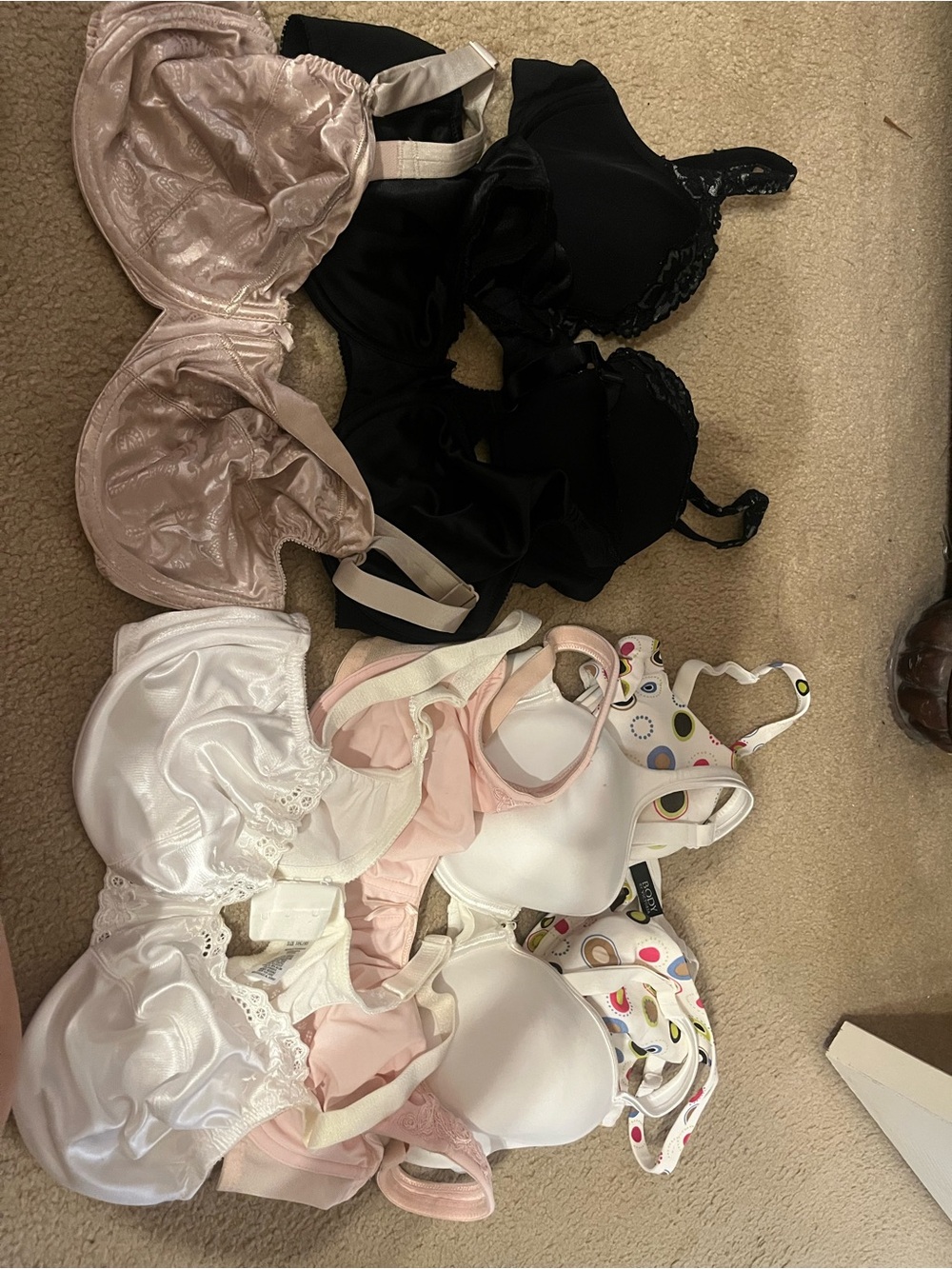 Lot of 7 Nice Women's Assorted Underwire Bras - Black, White, Pink, Nude-38C